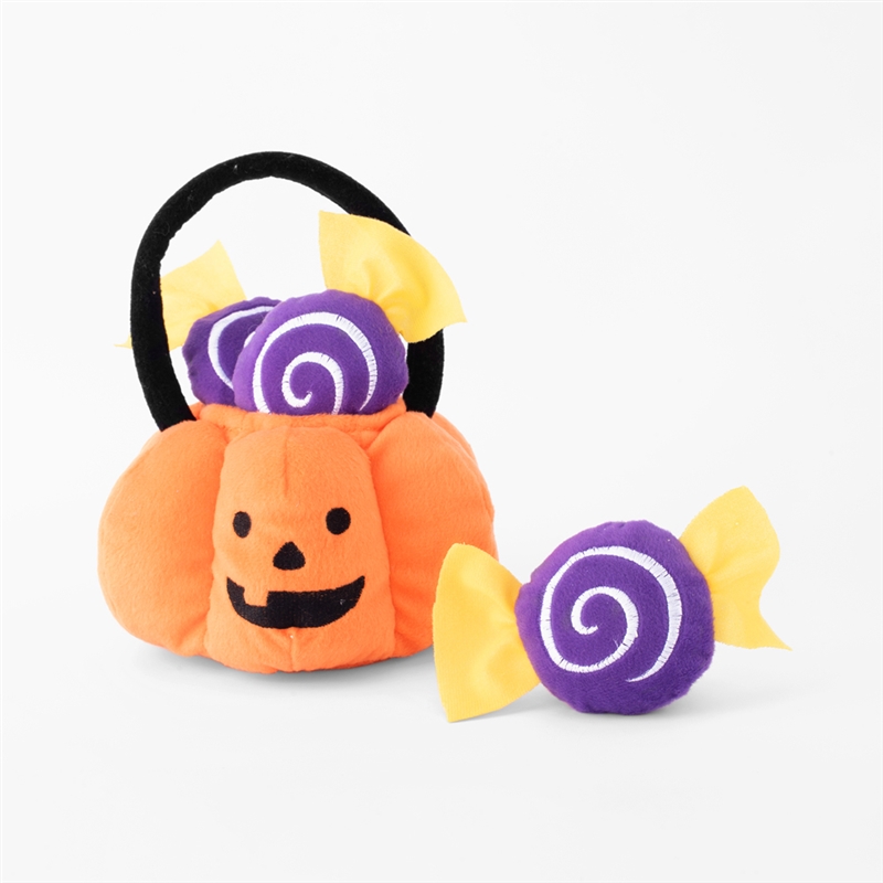 ZippyPaws Halloween Trick or Treat Basket Burrow